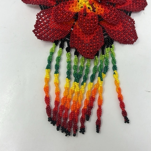 Huichol red flower Colorful Floral Flower Handmade Glass Seed Beaded Necklace - Picture 5 of 7